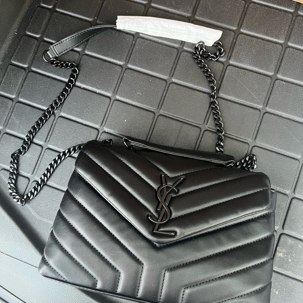 Puffy chevron black crossbody bag YSL with chain